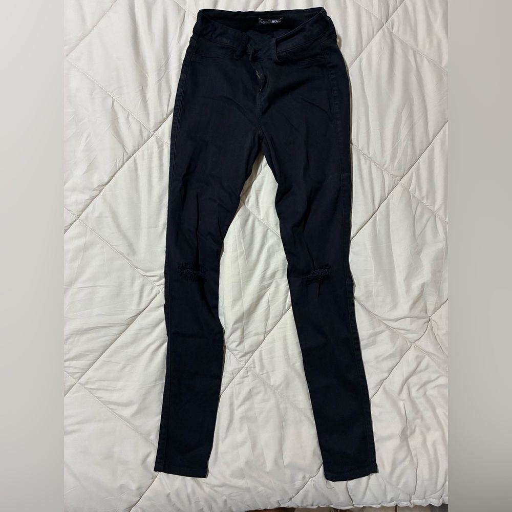 Fashion Nova Black Skinny Jeans